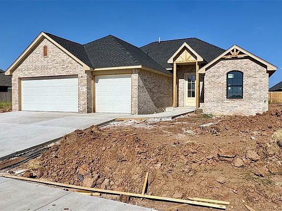 3rd image of 16020 Navarra Way