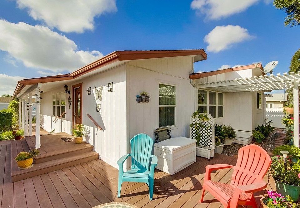 1st image of 619 Via Del Mar