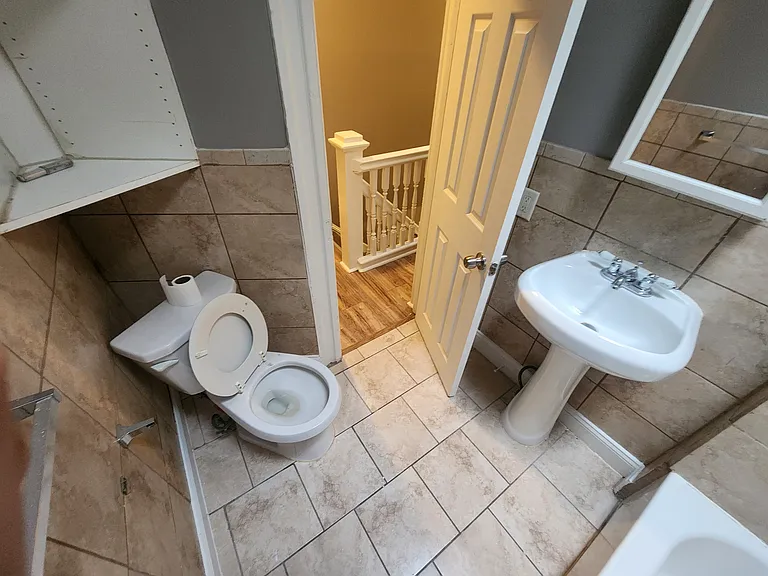 1105 Ashburton St #1 — Photo 6