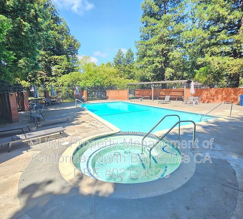 1st image of 502 Marylyn Cir