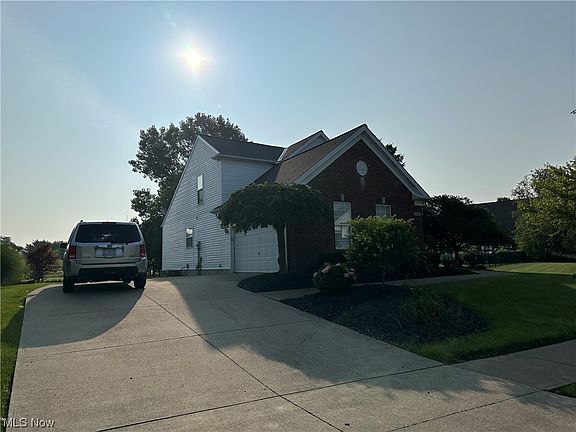 3rd image of 36060 Haverford Pl