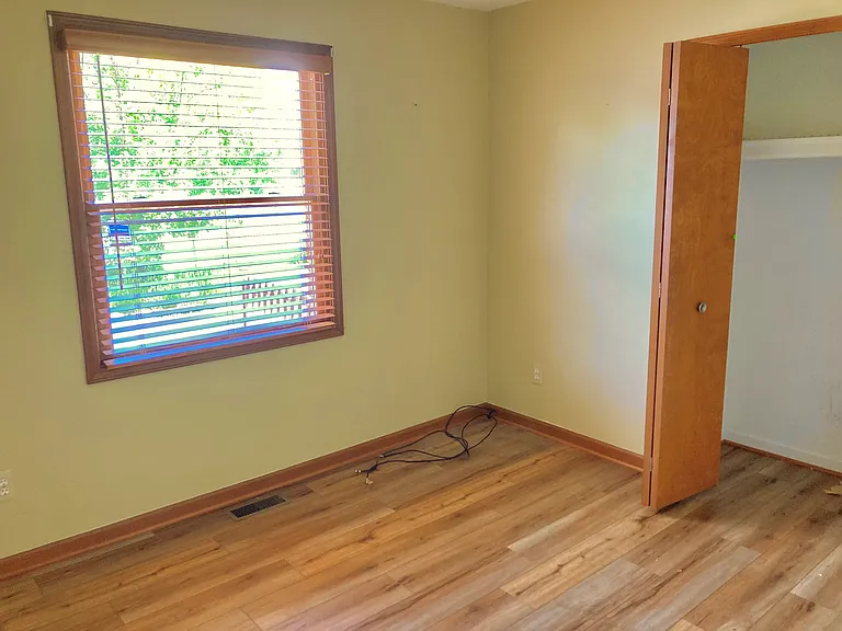 15125 Churchill St — Photo 5