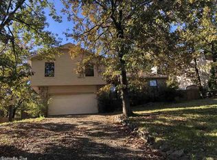 7 Stoney Ridge Ln, Maumelle, AR 72113