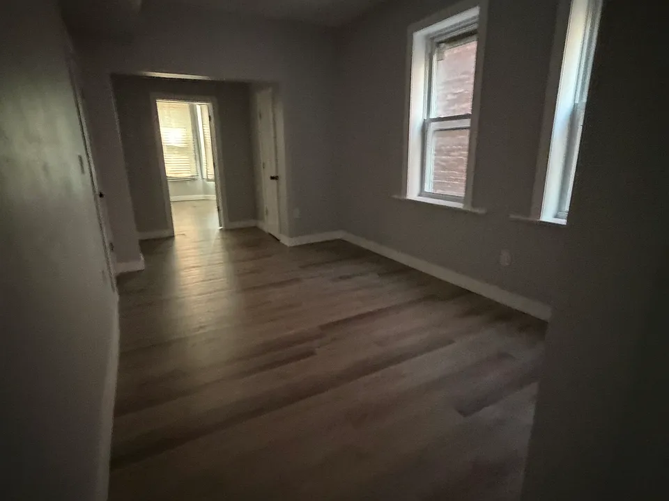 113 Elizabeth Ave #1
