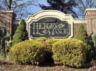 1014 Redspire Dr #1014, Union, NJ 07083