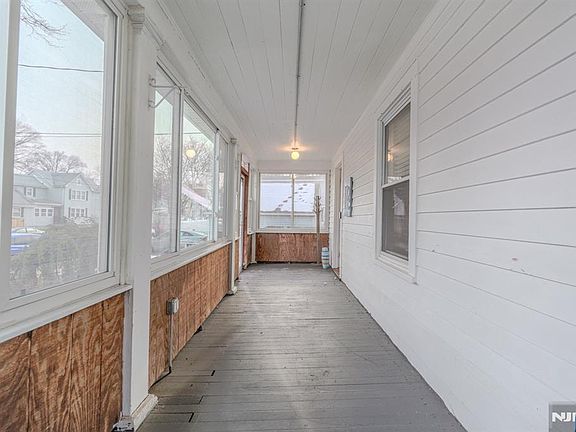 3rd image of 134 N Stanton St