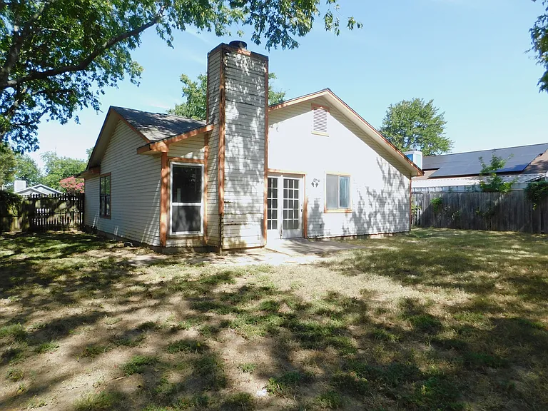 404 Pace Dr — Photo 25