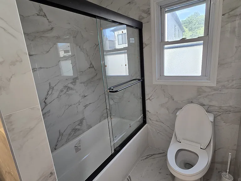 74 Caswell Ave #2 — Photo 28