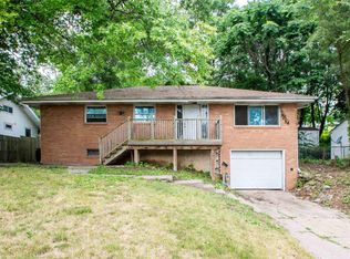 6107 S Adams St, Bartonville, IL