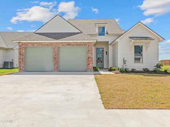 217 Amsterdam Ave, Youngsville, LA 70592