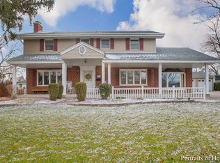 309 Willowcrest Dr, Villa Park, IL