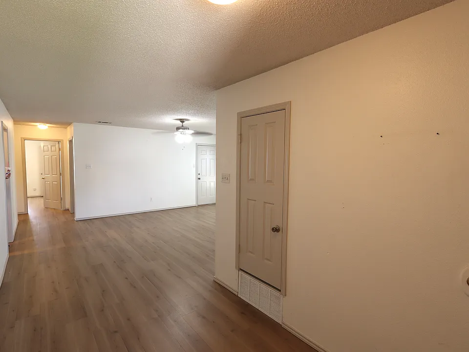811 Ironton Dr