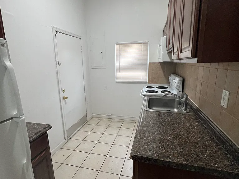 519 Mosher St #2 — Photo 8