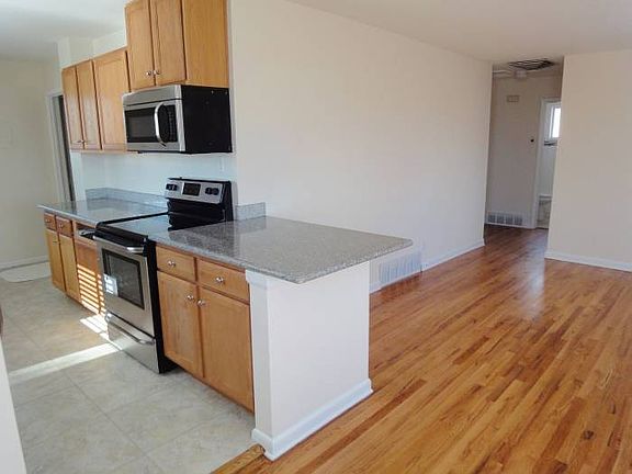 Kitchen Toward Hall