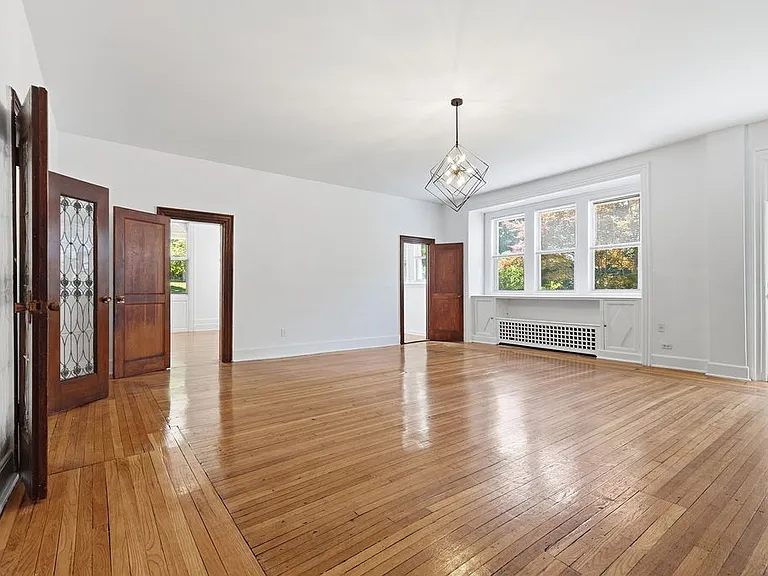 111 N Broadway #A — Photo 14