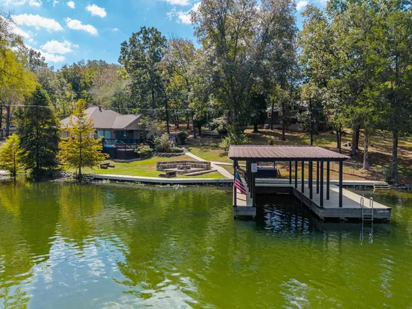 426 Windamere Ter, Hot Springs, AR 71913