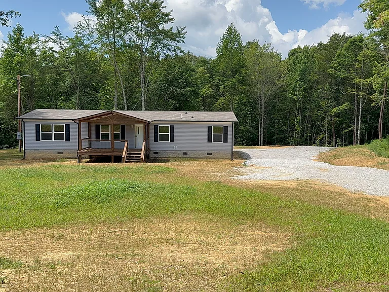 1275 Clifty Creek Rd — Photo 1