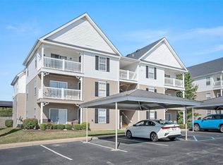 5201 Spring River Dr #2B, O'Fallon, MO 63368