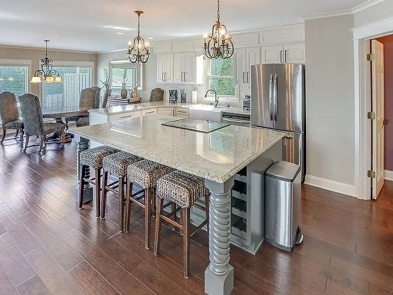 16926 Grays Bay Blvd — Photo 7