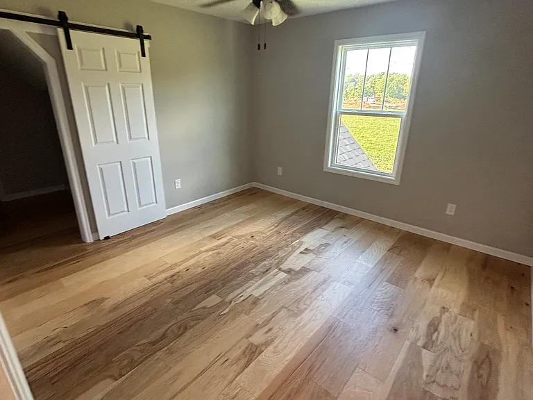 0 Sneed Blvd — Photo 2