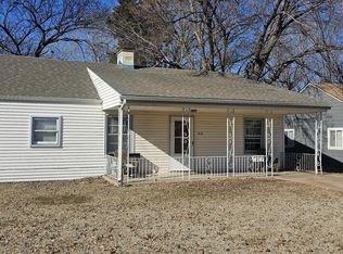 1041 S Yale St, Wichita, KS 67218