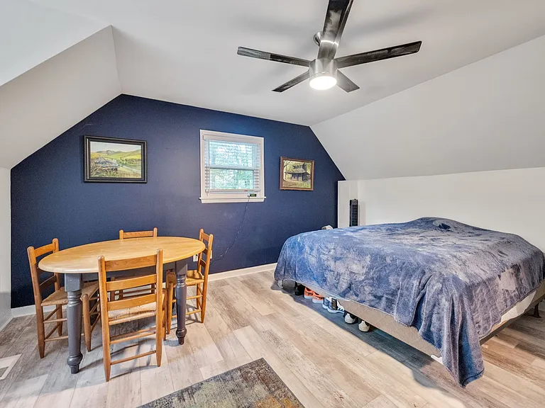 732 Phelps Rd — Photo 10