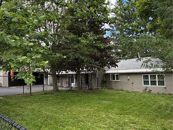 2nd image of 5901 Beadle Dr