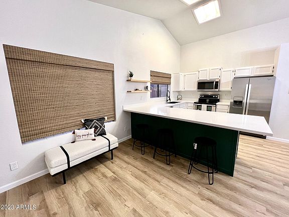 4th image of 1920 S PLAZA Drive #25