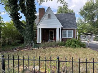 22 Homestead Dr, Boardman, OH