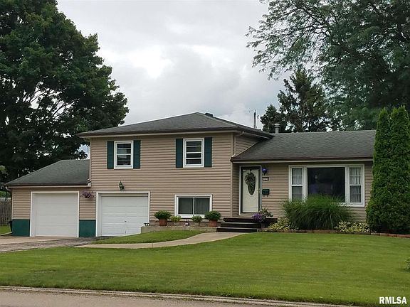 2nd image of 1070 Dayton Dr