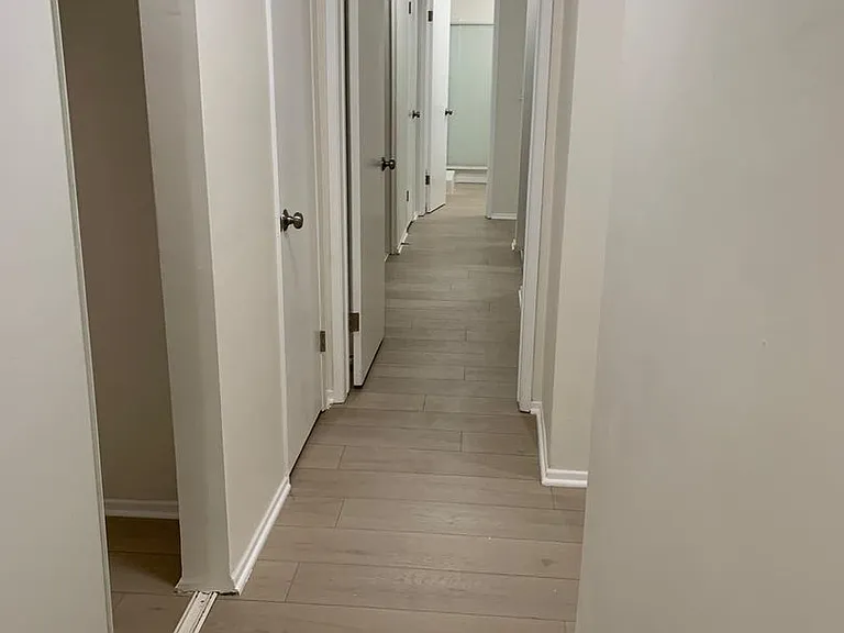 5000 Coldwater Canyon Ave — Photo 34