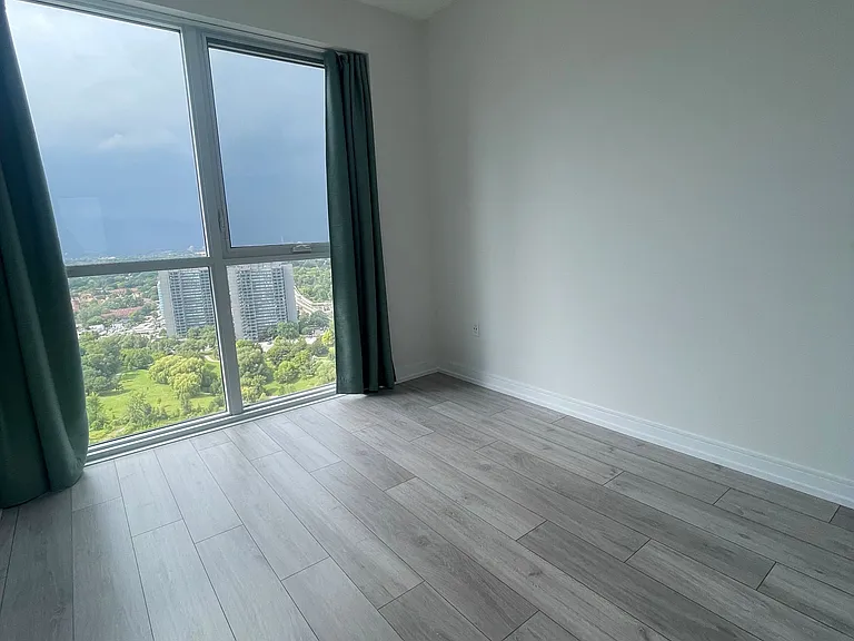 225 Village Green Sq #2803 — Photo 11
