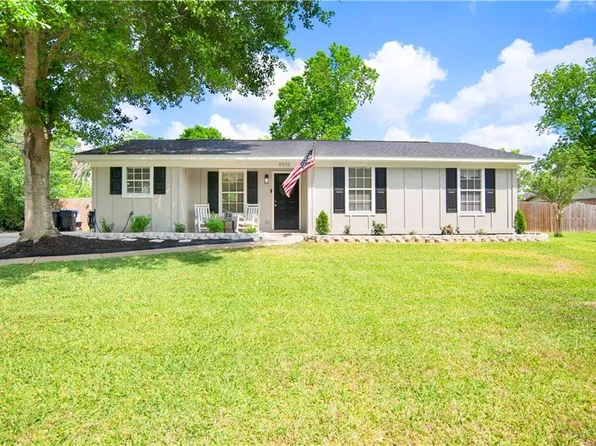 8550 McAdams Dr S, Theodore, AL 36582