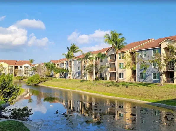 919 Villa Cir, Boynton Beach, FL