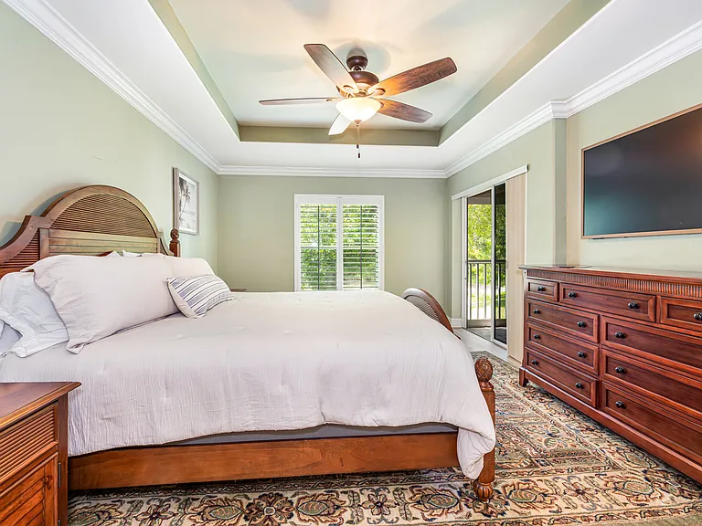 975 Tarpon Cove Dr #204 — Photo 21