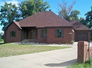 2556 Chatsworth Dr, Elizabethtown, KY 42701