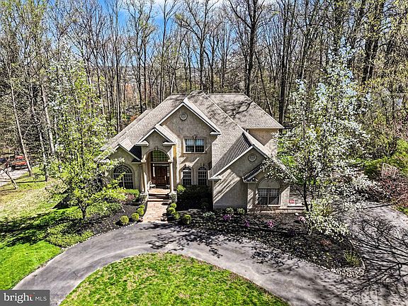 4th image of 438 Dreshertown Rd