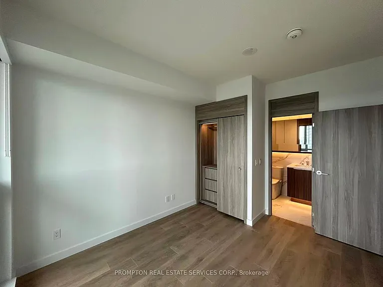 18 Esther Shiner Blvd #1216 — Photo 15