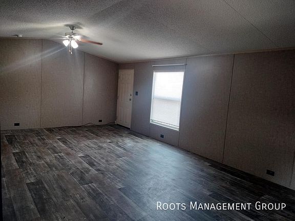 4th image of 2222 E 8th St