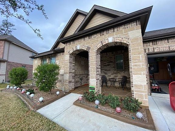 3rd image of 10311 Eagle Hollow Dr