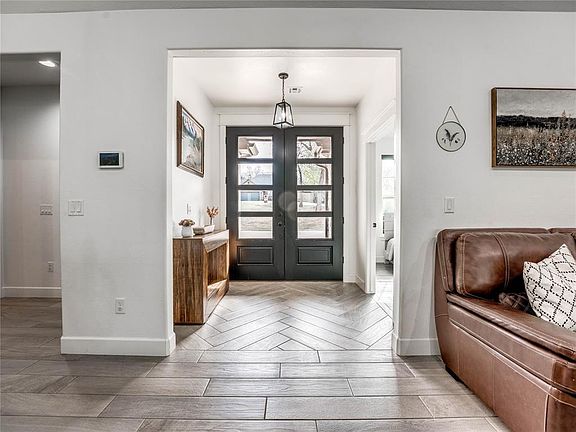 4th image of 12573 Sweet Point