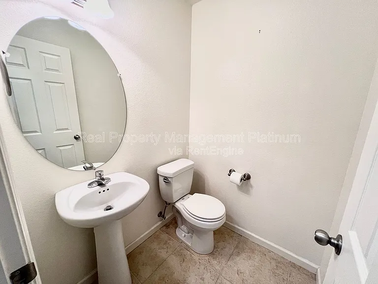 1484 Mosaic Way — Photo 12