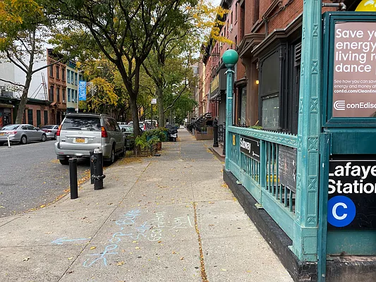 Rented by MNS | media 18