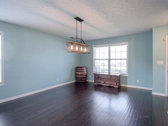 3rd image of 2986 Summer Point Ct