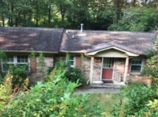 321 Colony Ln, Hendersonville, NC 28791