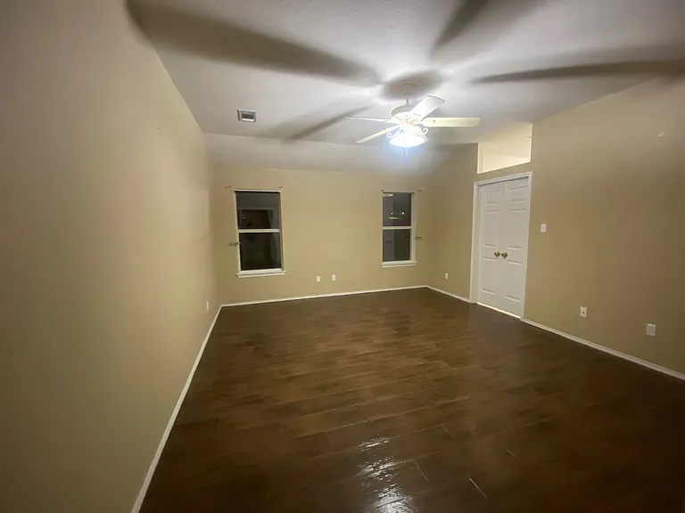2128 Modoc Dr — Photo 4