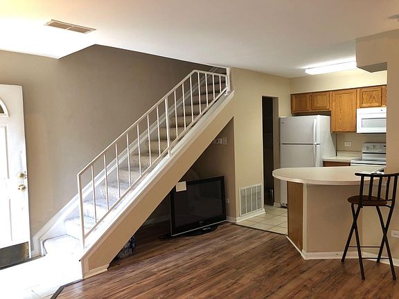 4th image of 1263 Wyndham Ln APT 108