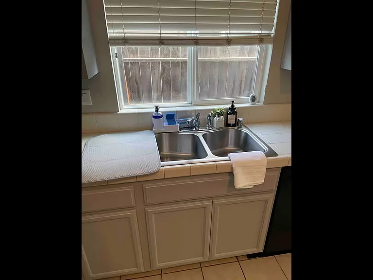 1360 Andleman Ct — Photo 10