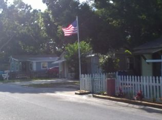 1004 Hawkins St, Clearwater, FL 33756