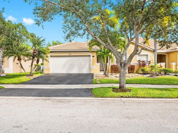 1582 Zenith Way #1582, Weston, FL 33327